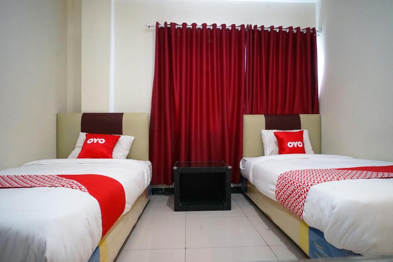 OYO 1647 Hotel Pavilliun 02 Syariah Balikpapan  Bagian luar foto