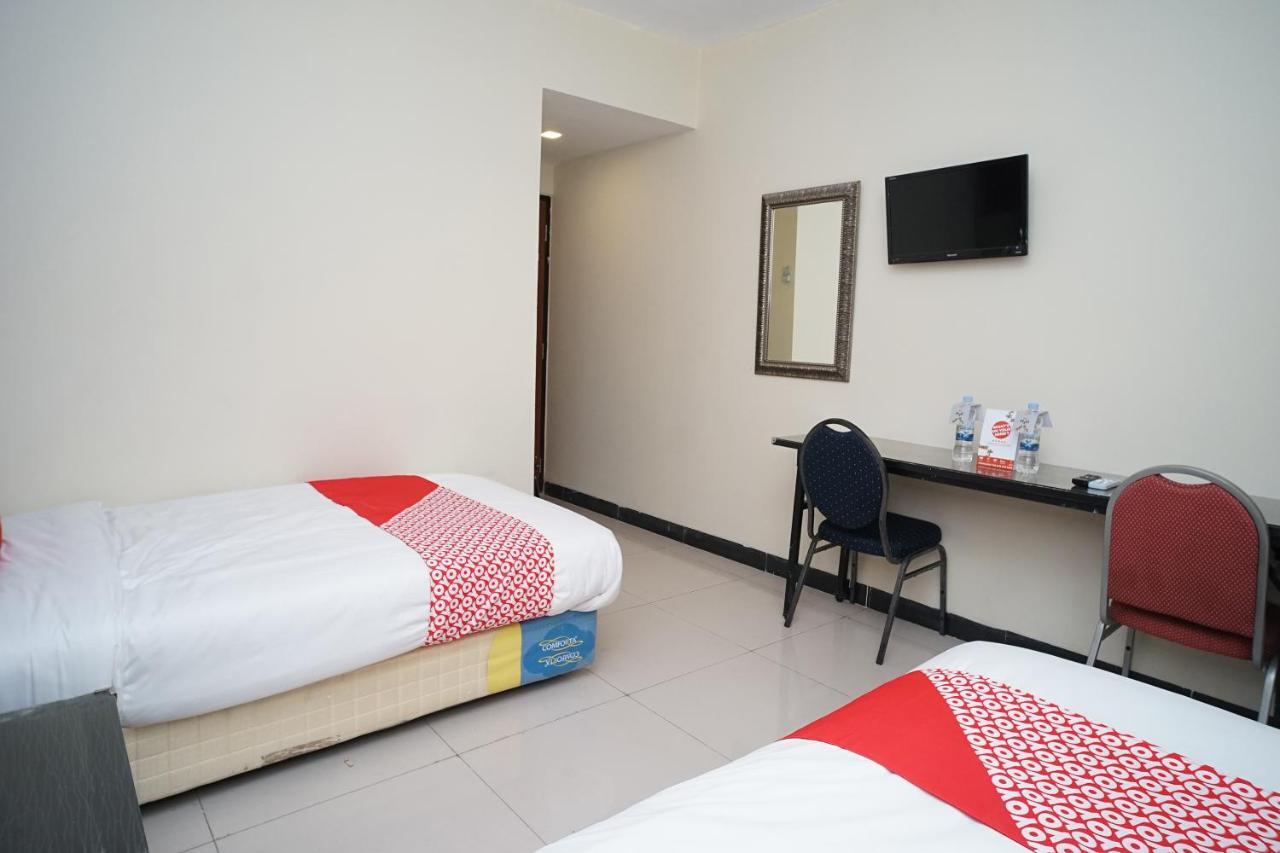 OYO 1647 Hotel Pavilliun 02 Syariah Balikpapan  Bagian luar foto